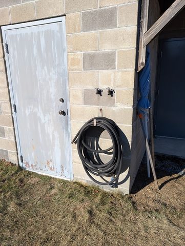 7 King Road, Charlton, MA 01507