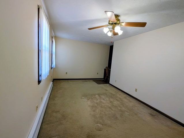 7 King Road, Charlton, MA 01507