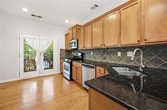 865 Commonwealth Avenue SE, Atlanta, GA 30312