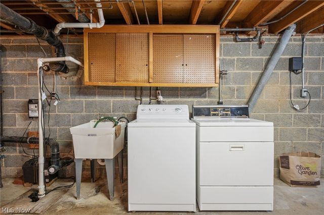 5108 Evergreen Drive, North Olmsted, OH 44070