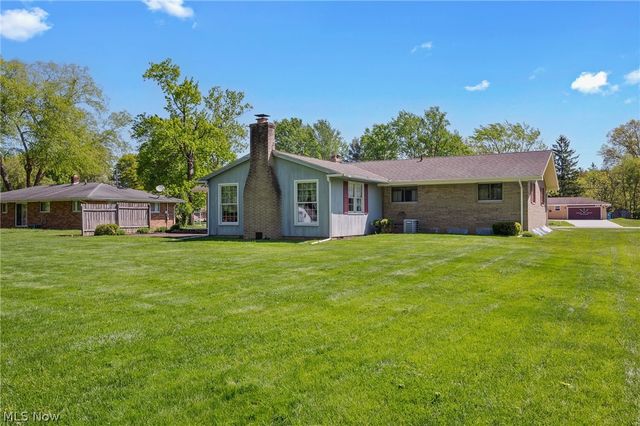 5108 Evergreen Drive, North Olmsted, OH 44070