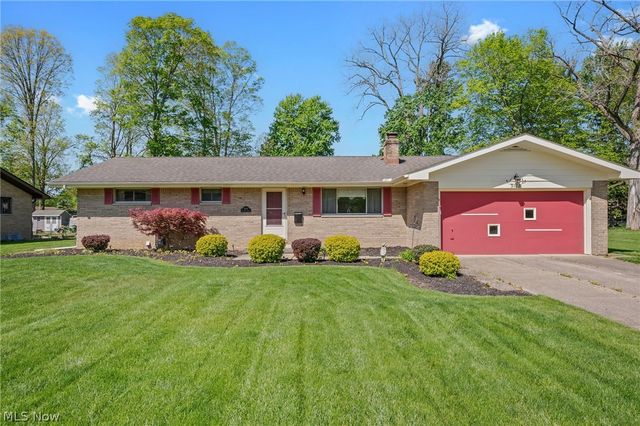 5108 Evergreen Drive, North Olmsted, OH 44070