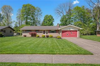 5108 Evergreen Drive, North Olmsted, OH 44070
