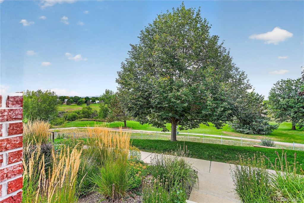 Image 11 of property listing at 6414 Silver Mesa Drive E, Highlands Ranch, CO 80130