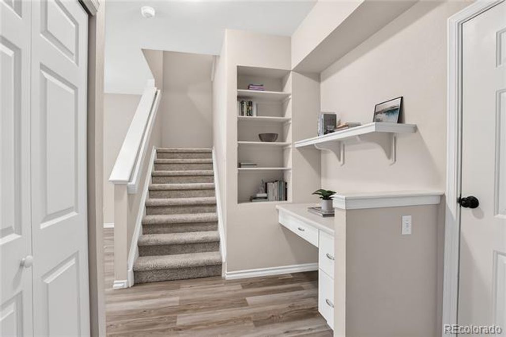 Image 17 of property listing at 6414 Silver Mesa Drive E, Highlands Ranch, CO 80130
