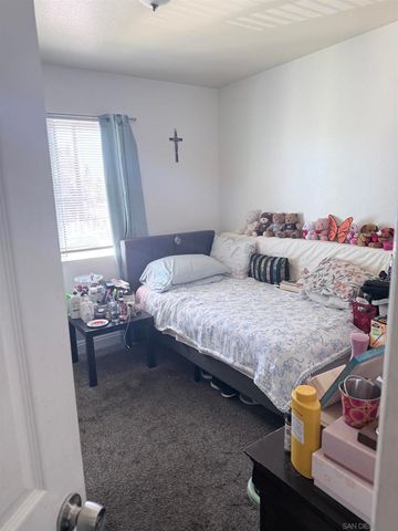 1952 Irving Ave, San Diego, CA 92113