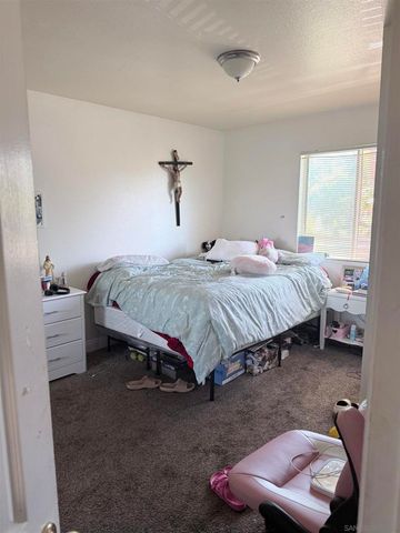 1952 Irving Ave, San Diego, CA 92113