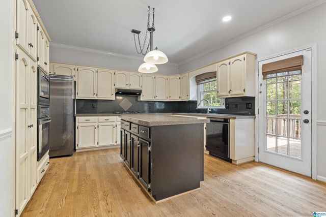 3025 BROOKHILL DRIVE, Birmingham, AL 35242