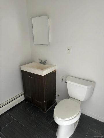 72-63 Kissena Boulevard 2A, Flushing, NY 11367