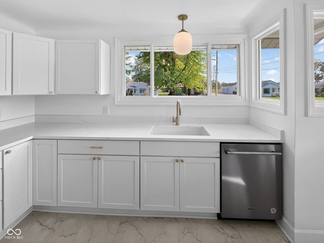426 Walnut Street, Fortville, IN 46040