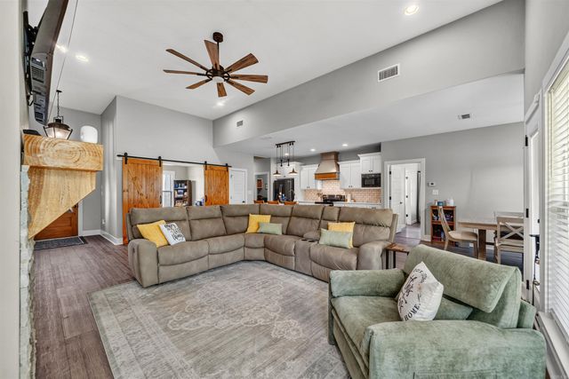 4181 Hampton Drive, Benton, AR 72019
