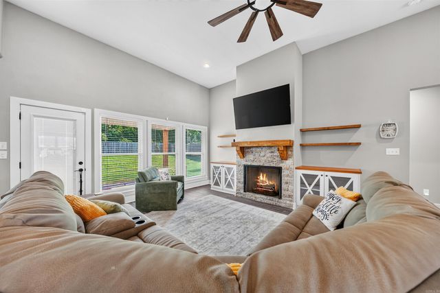 4181 Hampton Drive, Benton, AR 72019