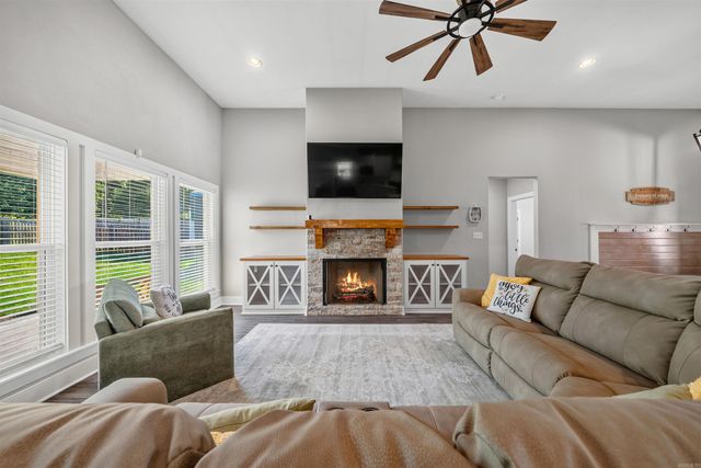 4181 Hampton Drive, Benton, AR 72019