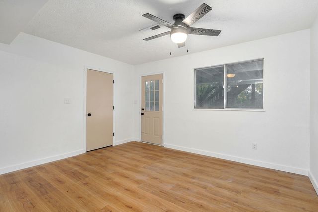 3153 West Winchester Road, Springfield, MO 65807