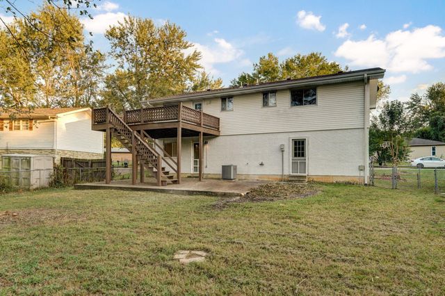 3153 West Winchester Road, Springfield, MO 65807