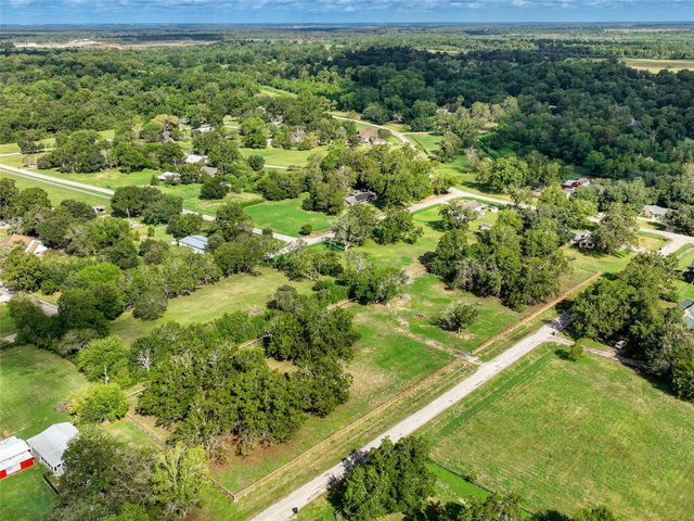 315 Pony Lane, Simonton, TX 77485