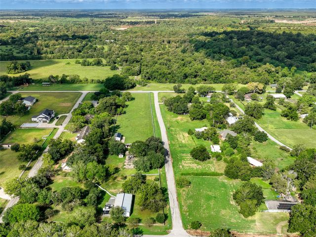 315 Pony Lane, Simonton, TX 77485