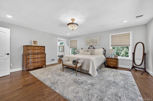 261 Harbor Road, Cold Spring Harbor, NY 11724
