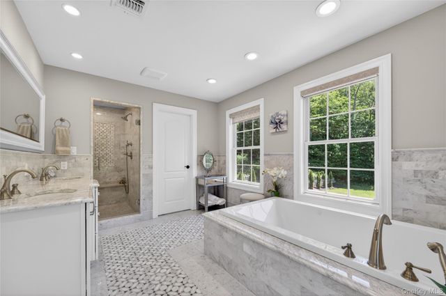 261 Harbor Road, Cold Spring Harbor, NY 11724