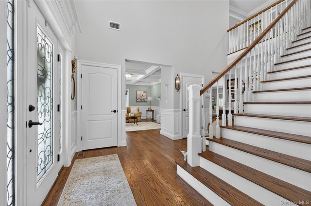 261 Harbor Road, Cold Spring Harbor, NY 11724