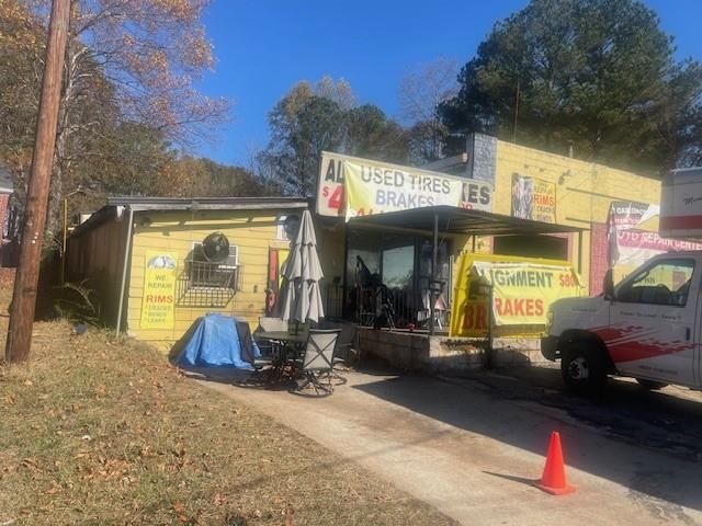 5344 Covington Highway, Decatur, GA 30035