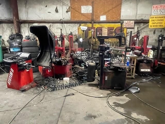 5344 Covington Highway, Decatur, GA 30035