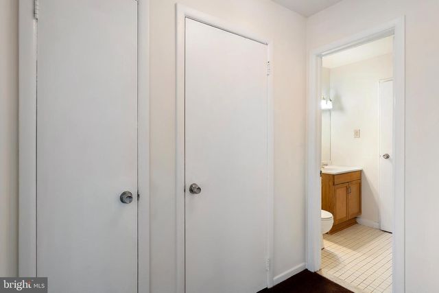 C9 AVON DR E, Hightstown, NJ 08520