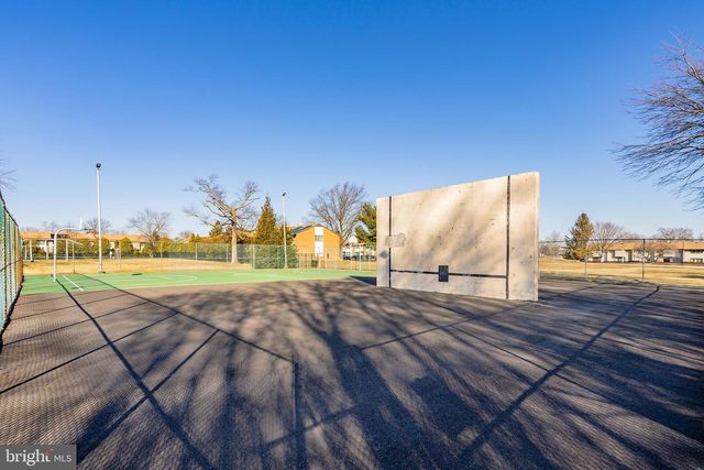 C9 AVON DR E, Hightstown, NJ 08520