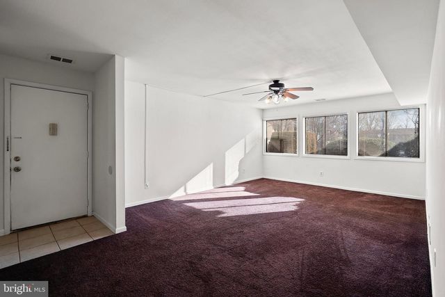 C9 AVON DR E, Hightstown, NJ 08520