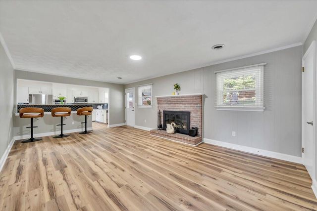 5227 N Garden LN, Roanoke, VA 24019