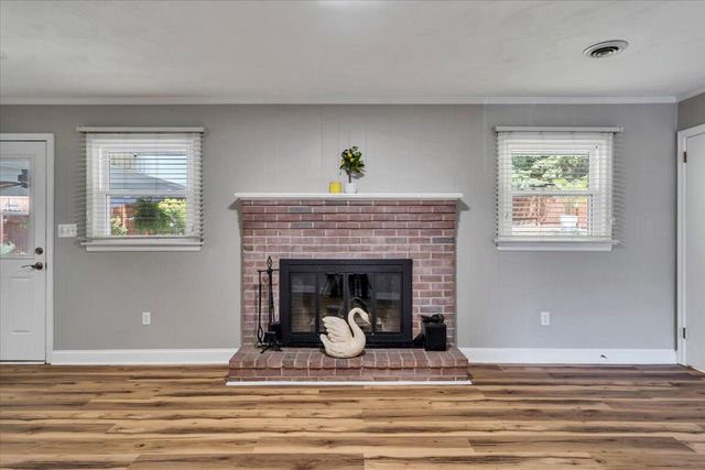 5227 N Garden LN, Roanoke, VA 24019