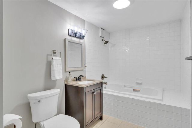 5227 N Garden LN, Roanoke, VA 24019