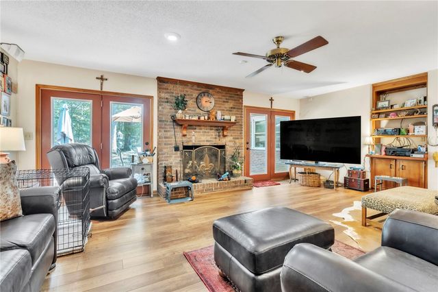 126 Edinburg Road, Pickens, SC 29671