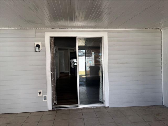 11802 CYPRESS HILL CIRCLE, Tampa, FL 33626