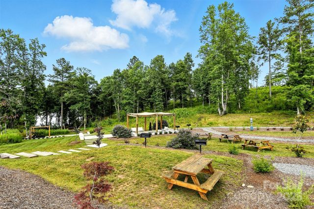 1933 Jumping Run 202, Connelly Springs, NC 28612