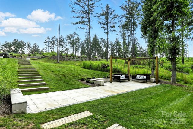 1933 Jumping Run 202, Connelly Springs, NC 28612