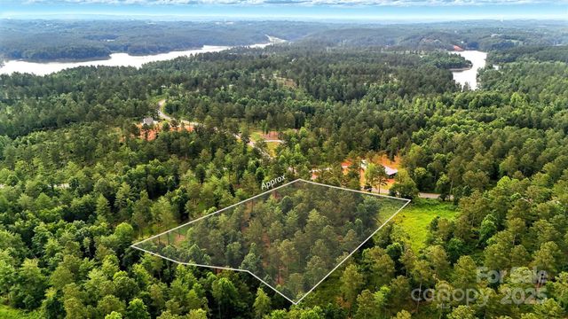 1933 Jumping Run 202, Connelly Springs, NC 28612