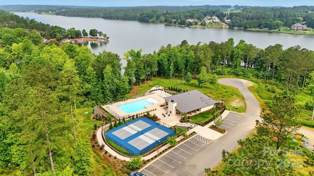 1933 Jumping Run 202, Connelly Springs, NC 28612