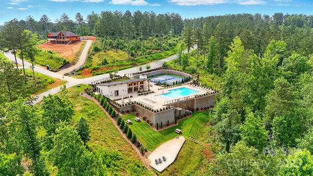 1933 Jumping Run 202, Connelly Springs, NC 28612
