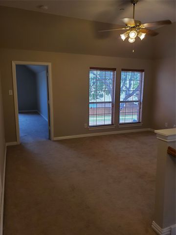 532 Silver Maple Drive, Irving, TX 75063