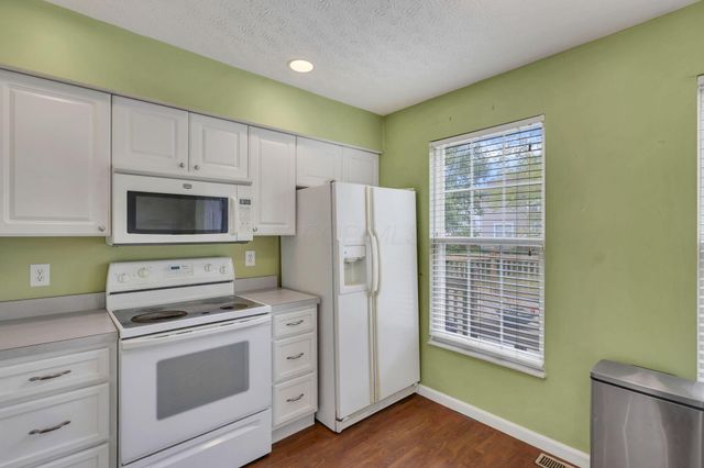 3088 Alderbrook Drive, Pickerington, OH 43147