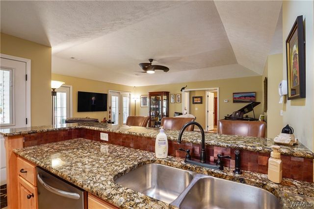 1875 Walnut, Centreville, AL 35042