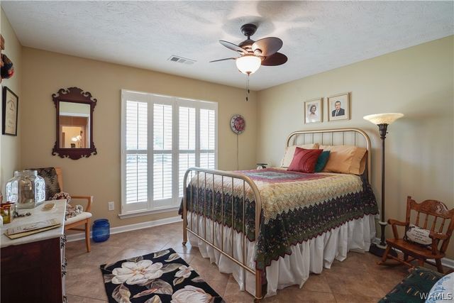 1875 Walnut, Centreville, AL 35042