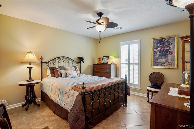 1875 Walnut, Centreville, AL 35042