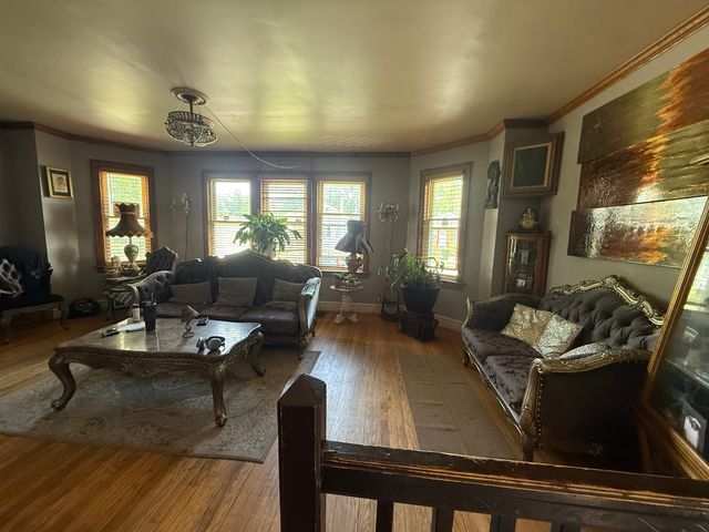 1428 S 13TH Avenue, Maywood, IL 60153