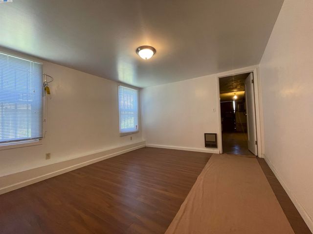 3635 Quigley St, Oakland, CA 94619