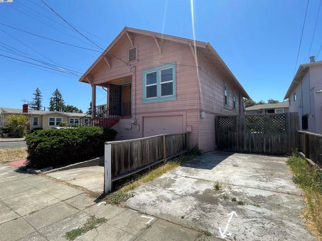 3635 Quigley St, Oakland, CA 94619