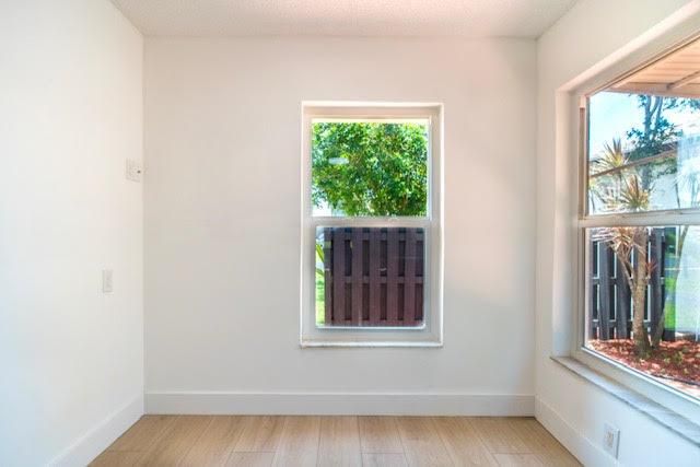 5430 Mirror Lakes Boulevard, Boynton Beach, FL 33472