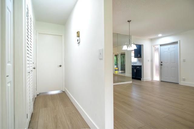 5430 Mirror Lakes Boulevard, Boynton Beach, FL 33472