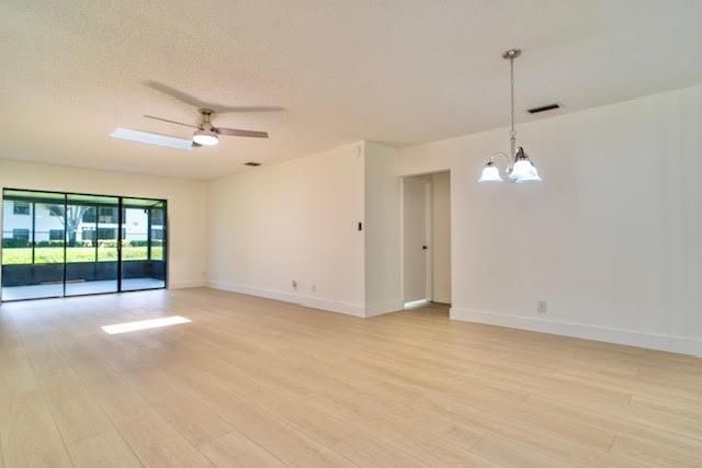 5430 Mirror Lakes Boulevard, Boynton Beach, FL 33472
